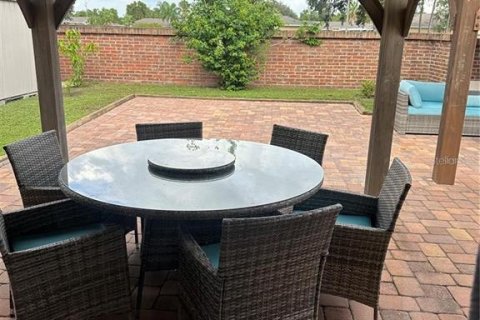 Casa en venta en Kissimmee, Florida, 4 dormitorios, 163.14 m2 № 2228029 - foto 21