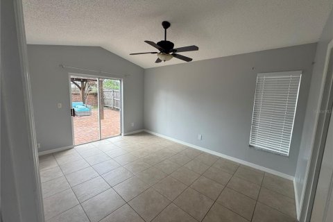 Casa en venta en Kissimmee, Florida, 4 dormitorios, 163.14 m2 № 2228029 - foto 23