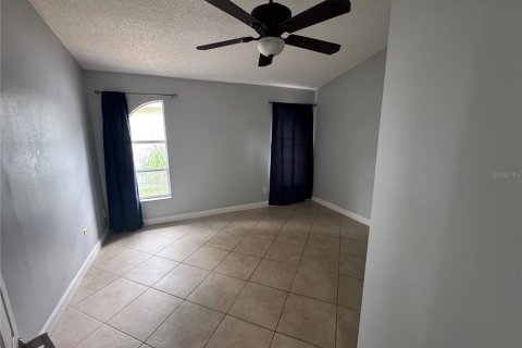 Casa en venta en Kissimmee, Florida, 4 dormitorios, 163.14 m2 № 2228029 - foto 28
