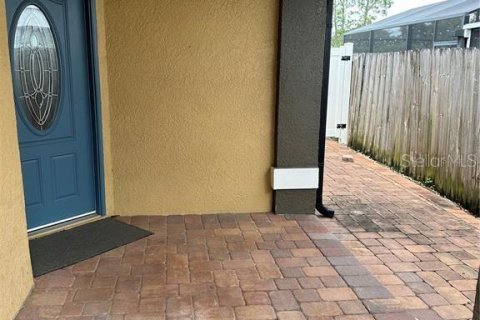 Casa en venta en Kissimmee, Florida, 4 dormitorios, 163.14 m2 № 2228029 - foto 3