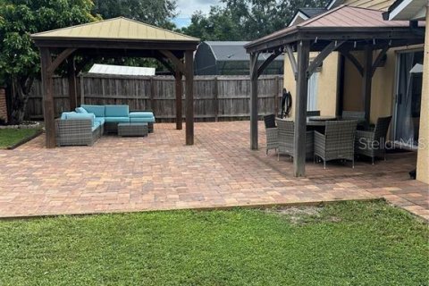 Casa en venta en Kissimmee, Florida, 4 dormitorios, 163.14 m2 № 2228029 - foto 20