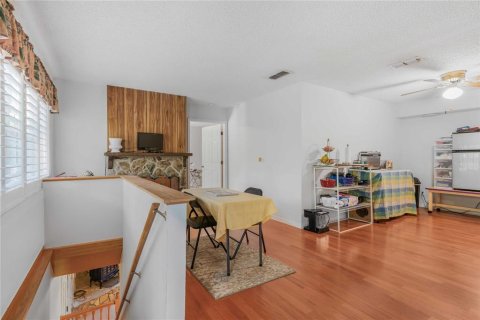 House in Inglis, Florida 4 bedrooms, 257.9 sq.m. № 1918778 - photo 5