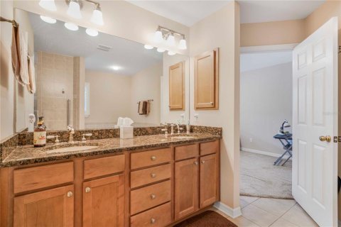Casa en venta en Inglis, Florida, 4 dormitorios, 257.9 m2 № 1918778 - foto 11