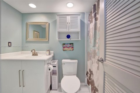 Condominio en venta en Hollywood, Florida, 1 dormitorio, 94.85 m2 № 1948275 - foto 26