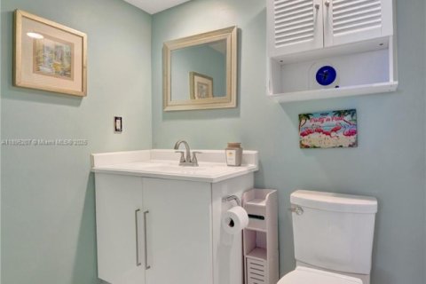 Condominio en venta en Hollywood, Florida, 1 dormitorio, 94.85 m2 № 1948275 - foto 28