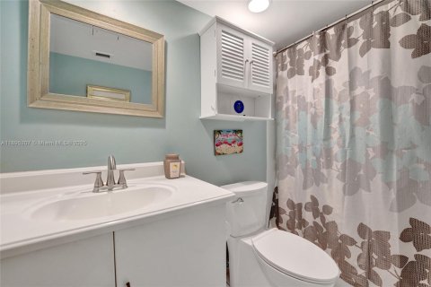 Condominio en venta en Hollywood, Florida, 1 dormitorio, 94.85 m2 № 1948275 - foto 27
