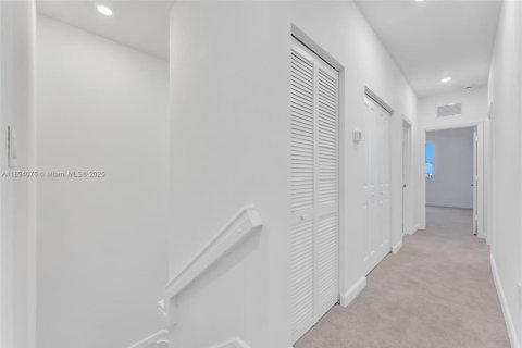 Снять в аренду таунхаус в Хомстед, Флорида 4 спальни, № 1946645 - фото 20