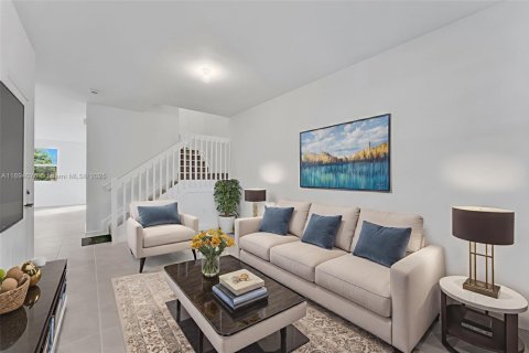 Снять в аренду таунхаус в Хомстед, Флорида 4 спальни, № 1946645 - фото 4