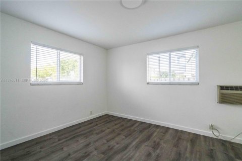 Appartement à louer à North Bay Village, Floride: 3 chambres, 120.77 m2 № 1984334 - photo 12