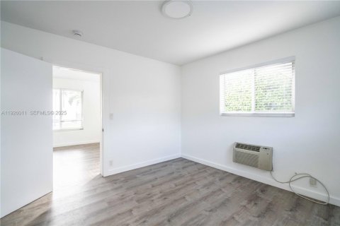 Appartement à louer à North Bay Village, Floride: 3 chambres, 120.77 m2 № 1984334 - photo 21