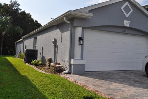 House in Wesley Chapel, Florida 3 bedrooms, 191.94 sq.m. № 2267205 - photo 3