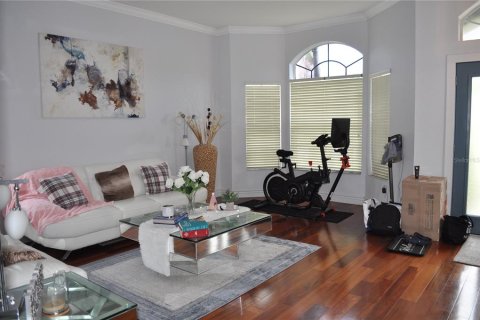 House in Wesley Chapel, Florida 3 bedrooms, 191.94 sq.m. № 2267205 - photo 8