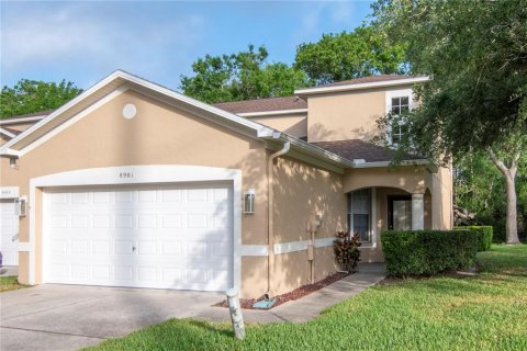 Adosado en venta en Tampa, Florida, 3 dormitorios, 148.36 m2 № 1625196 - foto 1
