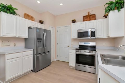Adosado en venta en Tampa, Florida, 3 dormitorios, 148.36 m2 № 1625196 - foto 8