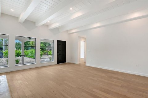 House in Sarasota, Florida 3 bedrooms, 167.22 sq.m. № 2134213 - photo 8