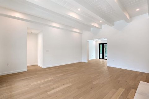 House in Sarasota, Florida 3 bedrooms, 167.22 sq.m. № 2134213 - photo 7