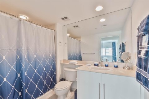 Condominio en venta en Miami, Florida, 1 dormitorio, 78.6 m2 № 1864943 - foto 12