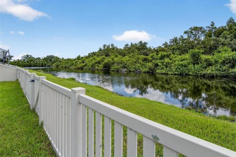 Villa ou maison à vendre à Ruskin, Floride: 4 chambres, 236.53 m2 № 2284414 - photo 12