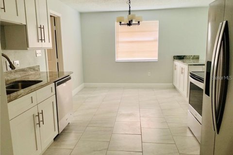 Villa ou maison à louer à Babson Park, Floride: 5 chambres, 103.86 m2 № 2213603 - photo 5