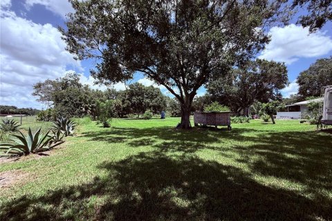 House in Okeechobee, Florida 3 bedrooms, 111.48 sq.m. № 2296342 - photo 11