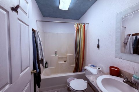 House in Okeechobee, Florida 3 bedrooms, 111.48 sq.m. № 2296342 - photo 26