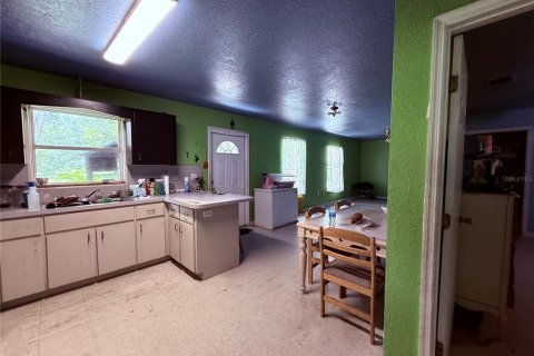 House in Okeechobee, Florida 3 bedrooms, 111.48 sq.m. № 2296342 - photo 21