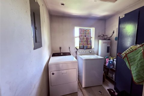 House in Okeechobee, Florida 3 bedrooms, 111.48 sq.m. № 2296342 - photo 23