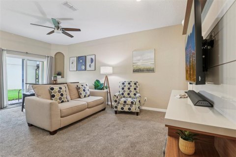 Townhouse in Davenport, Florida 3 bedrooms, 138.61 sq.m. № 1842243 - photo 3
