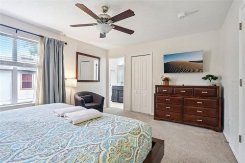 Townhouse in Davenport, Florida 3 bedrooms, 138.61 sq.m. № 1842243 - photo 25