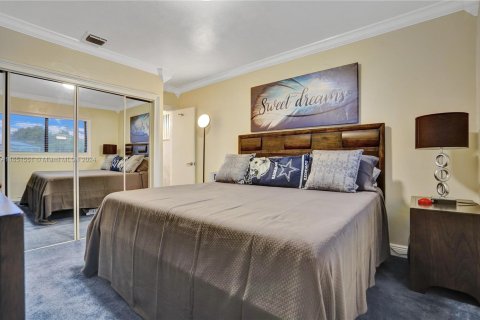 Casa en venta en Miami Gardens, Florida, 3 dormitorios, 116.13 m2 № 1867310 - foto 30