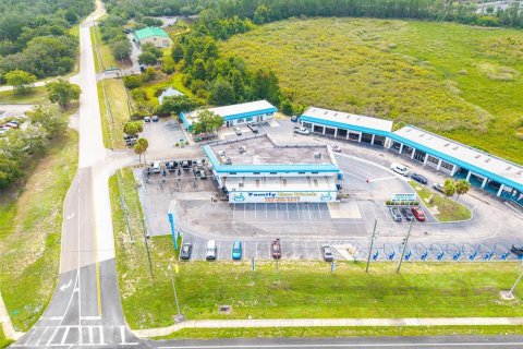 Immobilier commercial à vendre à Spring Hill, Floride: 2064.01 m2 № 2227117 - photo 17