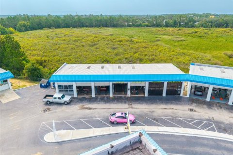 Immobilier commercial à vendre à Spring Hill, Floride: 2064.01 m2 № 2227117 - photo 21