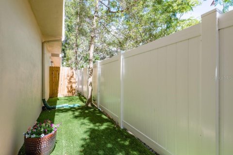Adosado en venta en Tampa, Florida, 2 dormitorios, 135.82 m2 № 1847090 - foto 28