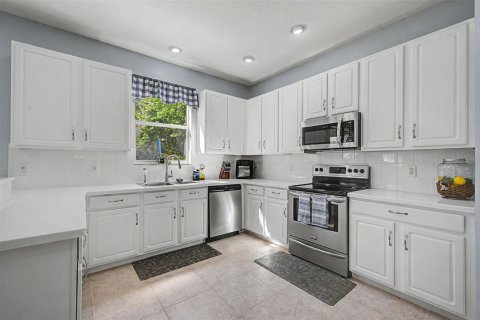 Villa ou maison à vendre à Lutz, Floride: 4 chambres, 274.06 m2 № 2431869 - photo 12