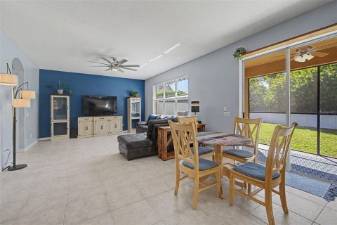Villa ou maison à vendre à Lutz, Floride: 4 chambres, 274.06 m2 № 2431869 - photo 16