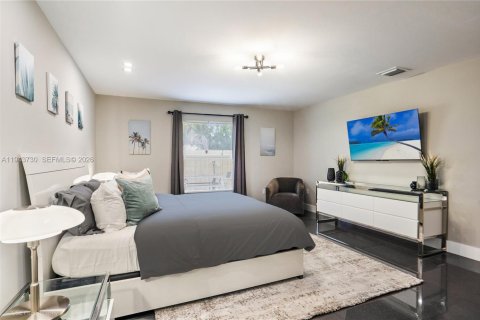 Villa ou maison à louer à Miami, Floride: 5 chambres, 161.65 m2 № 2000573 - photo 8