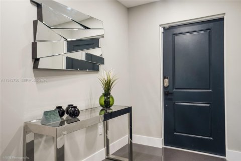 Villa ou maison à louer à Miami, Floride: 5 chambres, 161.65 m2 № 2000573 - photo 19