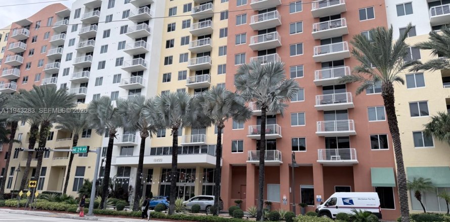 Condo à Aventura, Floride, 2 chambres  № 1999629