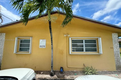 Commercial property in Fort Lauderdale, Florida 211.17 sq.m. № 1295052 - photo 3
