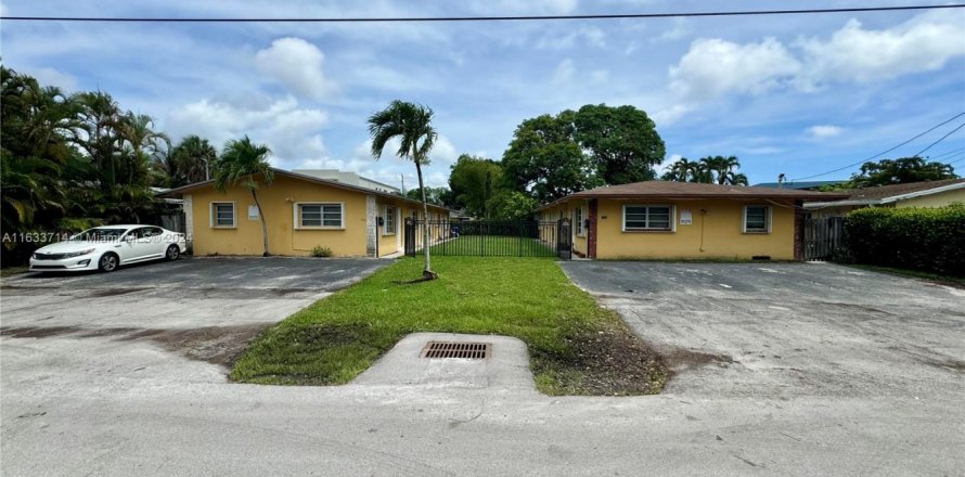 Commercial property in Fort Lauderdale, Florida 211.17 sq.m. № 1295052