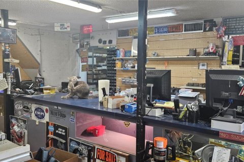 Купить коммерческую недвижимость в Майами, Флорида № 1954900 - фото 16