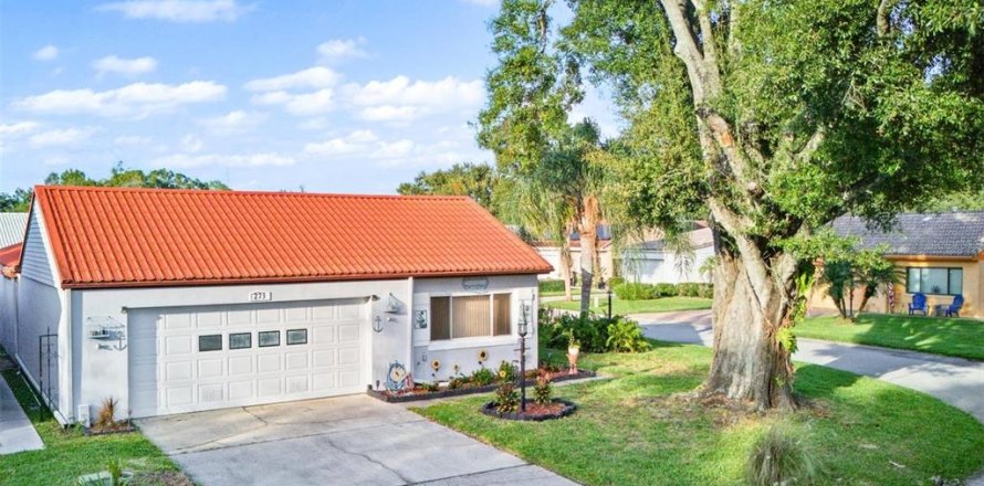 Villa ou maison à Winter Haven, Floride 3 chambres, 181.81 m2 № 2431651