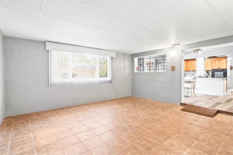Villa ou maison à vendre à Winter Haven, Floride: 3 chambres, 181.81 m2 № 2431651 - photo 22