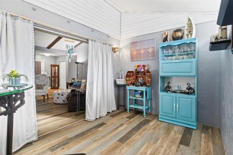 Villa ou maison à vendre à Winter Haven, Floride: 3 chambres, 181.81 m2 № 2431651 - photo 8