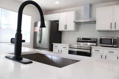 House in Winter Park, Florida 3 bedrooms, 155.24 sq.m. № 1909550 - photo 14