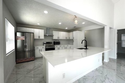 House in Winter Park, Florida 3 bedrooms, 155.24 sq.m. № 1909550 - photo 10