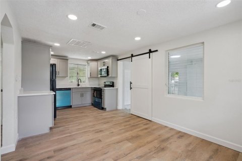 Casa en venta en DeBary, Florida, 3 dormitorios, 138.24 m2 № 2156871 - foto 9