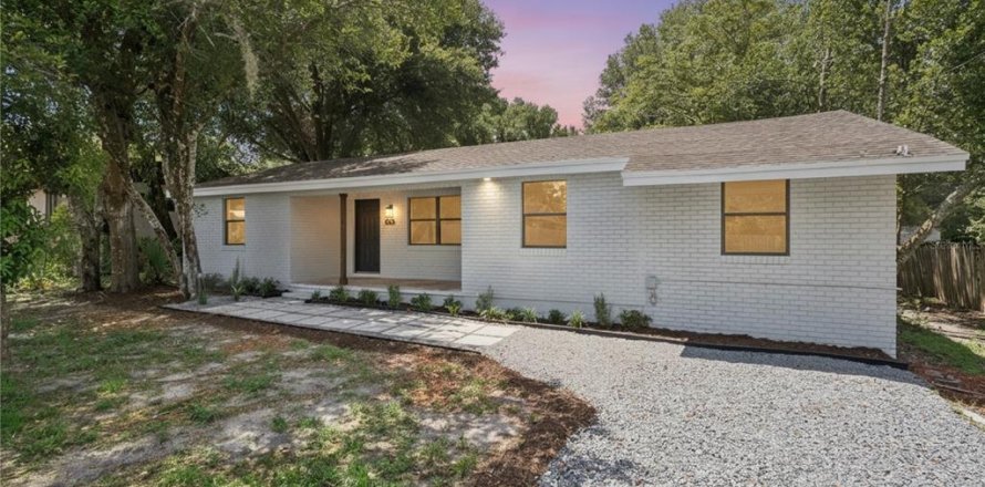 Casa en DeBary, Florida 3 dormitorios, 138.24 m2 № 2156871