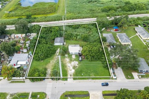 Casa en Sarasota, Florida 2 dormitorios, 95.69 m2 № 2379078