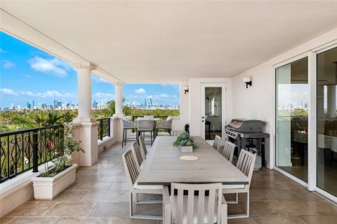 Condominio en venta en Miami Beach, Florida, 3 dormitorios, 367.8 m2 № 1980642 - foto 10